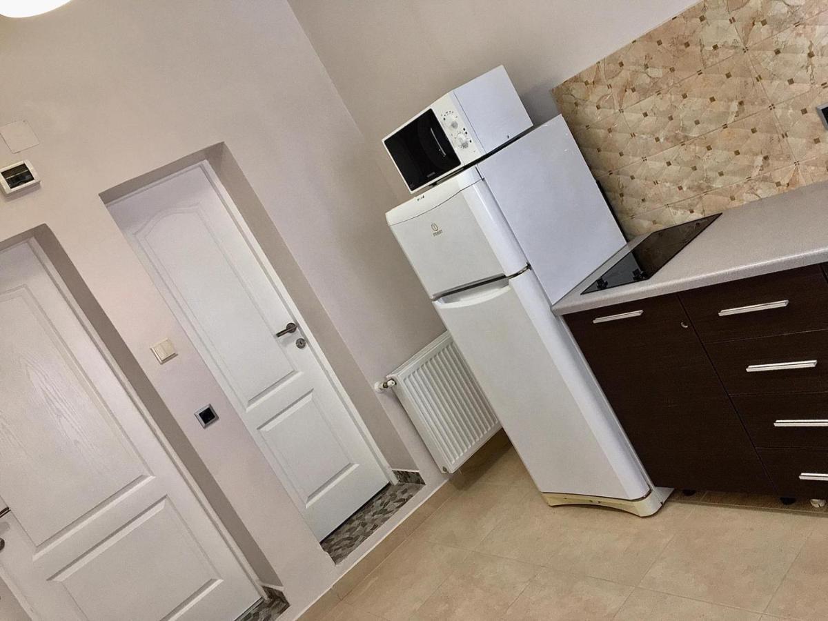 Modern Apartament Central Old Town Μπρασόβ Εξωτερικό φωτογραφία
