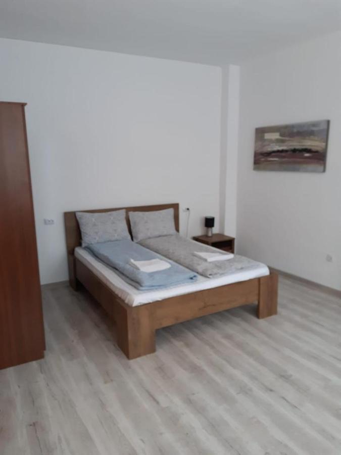 Modern Apartament Central Old Town Μπρασόβ Εξωτερικό φωτογραφία